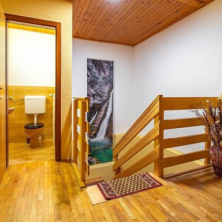Farm Stay Trlej Begunje na Gorenjskem Εξωτερικό φωτογραφία